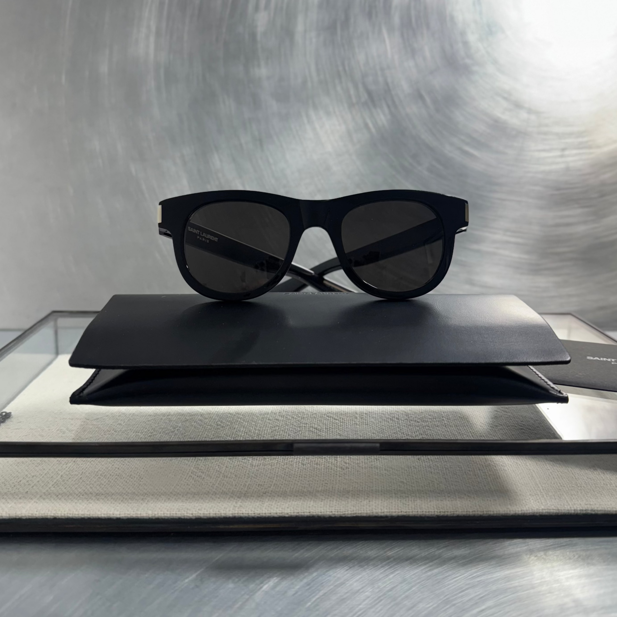 Óculos de Sol Saint Laurent 571-001