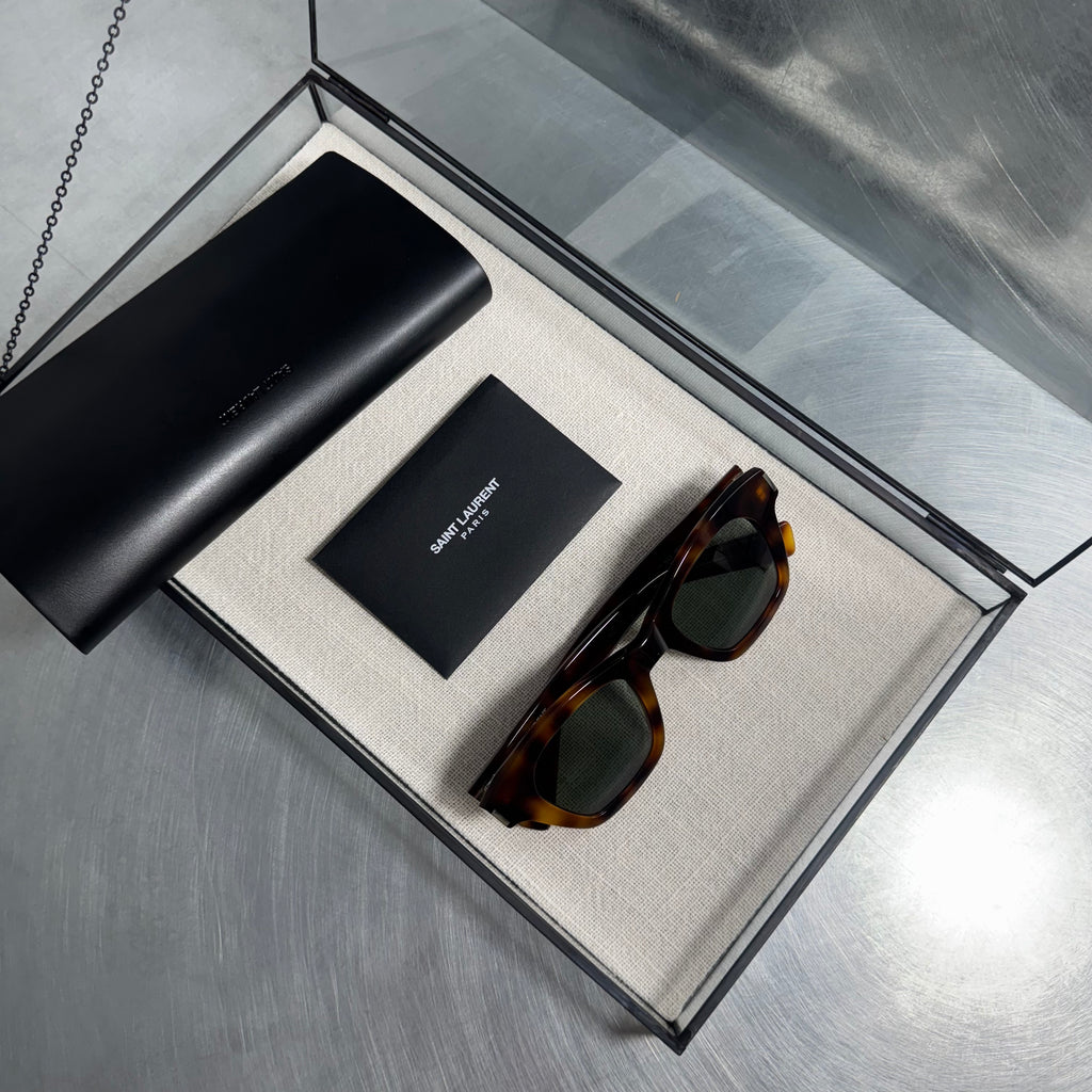 Óculos de Sol Saint Laurent 592-003